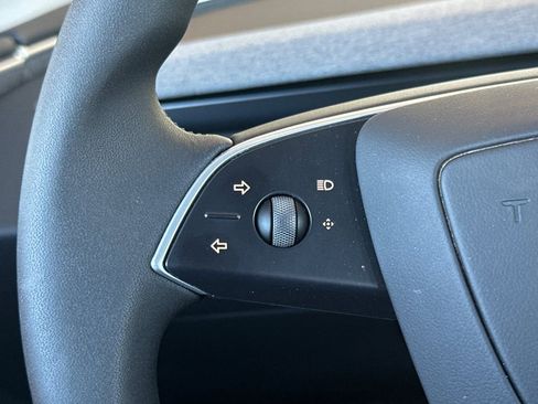 Used 2025 Tesla Model 3 Long Range RWD image 26
