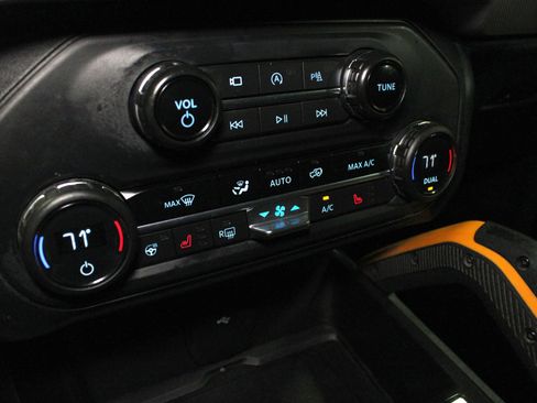 Used 2023 Ford Bronco Badlands AWD/4WD image 25