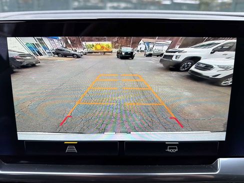 Used 2023 Chevrolet Silverado 1500 LT w/ Protection Package image 16