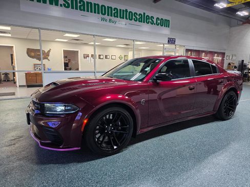 Used 2023 Dodge Charger SRT Hellcat image 2