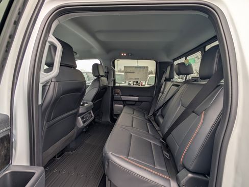 New 2026 Ford F250 Lariat w/ Chrome Package image 11