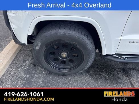 Used 2014 Jeep Grand Cherokee Overland w/ Advanced Technology Group AWD/4WD image 10