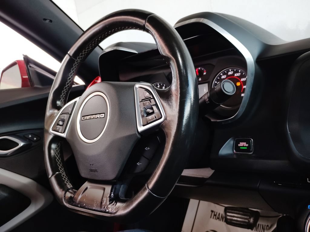 Used 2020 Chevrolet Camaro LT RWD image 26