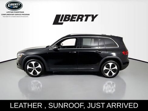 Used 2025 Mercedes-Benz GLB 250 GLB 250 w/ Exclusive Package image 4