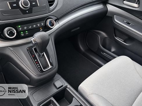 Used 2016 Honda CR-V LX image 12
