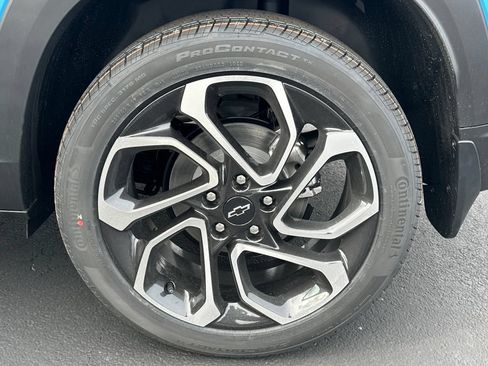 New 2026 Chevrolet Trax RS w/ Sunroof Package FWD image 26