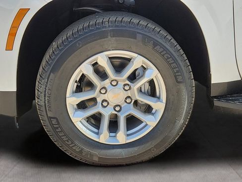 New 2025 Chevrolet Tahoe LS image 7