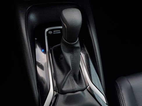 Used 2024 Toyota Corolla XSE image 31