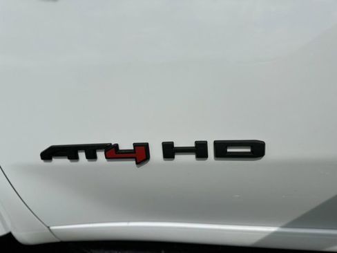 Used 2021 GMC Sierra 2500 AT4 w/ Gooseneck/5TH Wheel Package AWD/4WD image 12