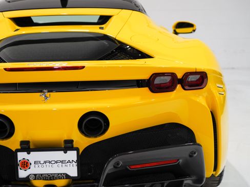 Used 2021 Ferrari SF90 Stradale AWD/4WD image 33