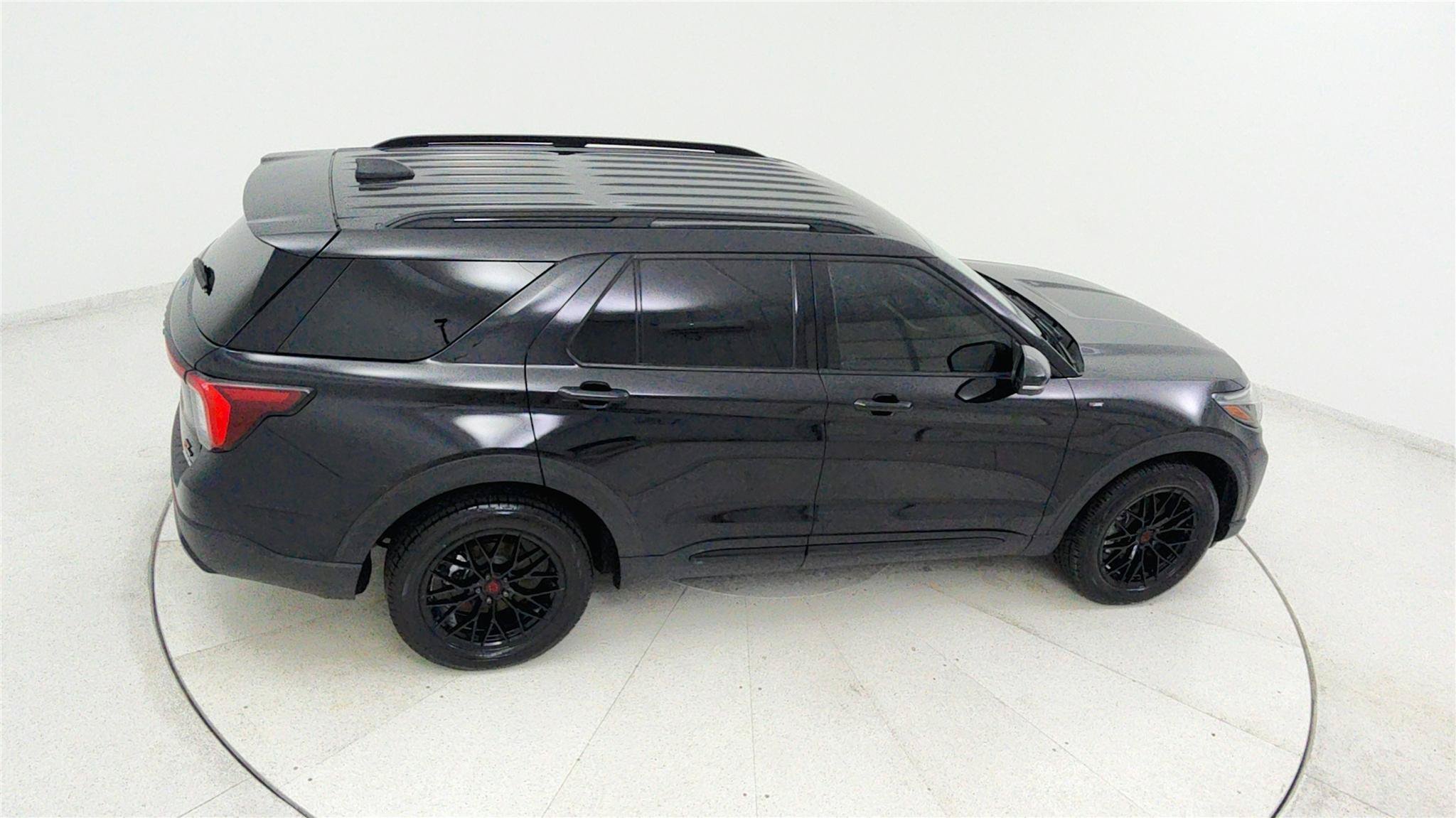 Used 2025 Ford Explorer ST-Line AWD/4WD image 40