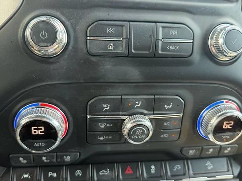 Used 2021 GMC Sierra 1500 SLT w/ SLT Premium Plus Package AWD/4WD image 16
