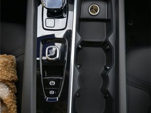 New 2026 Volvo XC60 B5 Plus w/ Protection Package Premier image 11