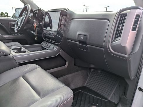 Used 2017 GMC Sierra 1500 SLT AWD/4WD image 29