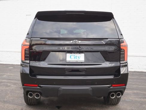 New 2026 Chevrolet Suburban Z71 image 6