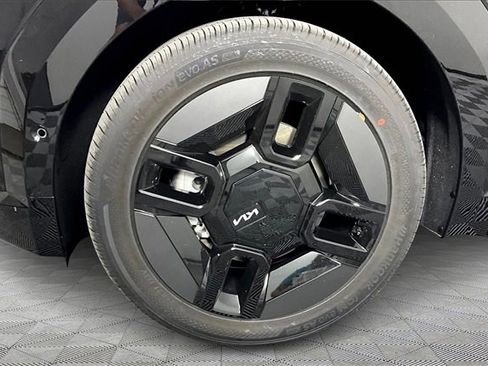 New 2026 Kia EV9 GT-Line image 13