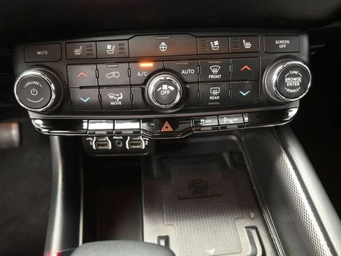 Used 2024 Dodge Durango R/T image 4