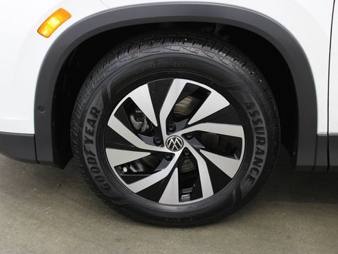 Certified 2026 Volkswagen Tiguan S FWD image 26