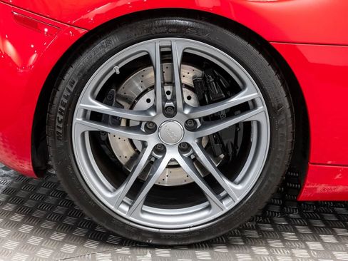 Used 2011 Audi R8 V10 AWD/4WD image 47