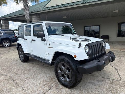 Used 2017 Jeep Wrangler Unlimited Sport AWD/4WD image 2