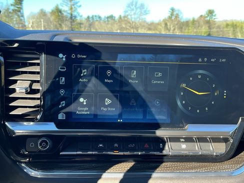 Used 2024 Chevrolet Silverado 1500 LT image 6