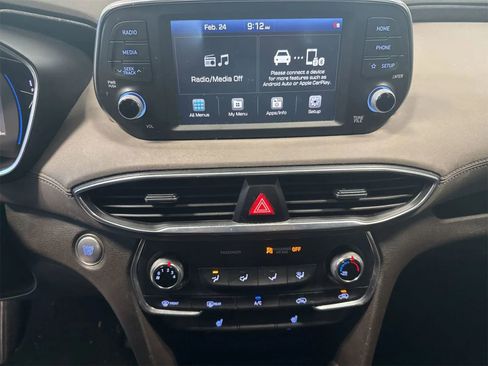 Used 2019 Hyundai Santa Fe SEL FWD image 12