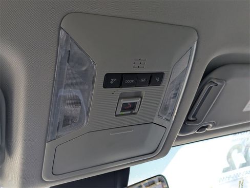 Certified 2022 Toyota RAV4 XLE image 22