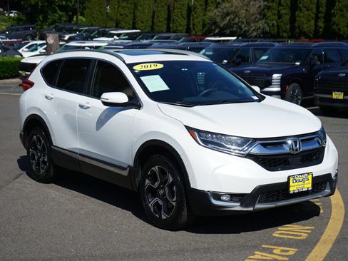 Used 2019 Honda CR-V Touring image 3
