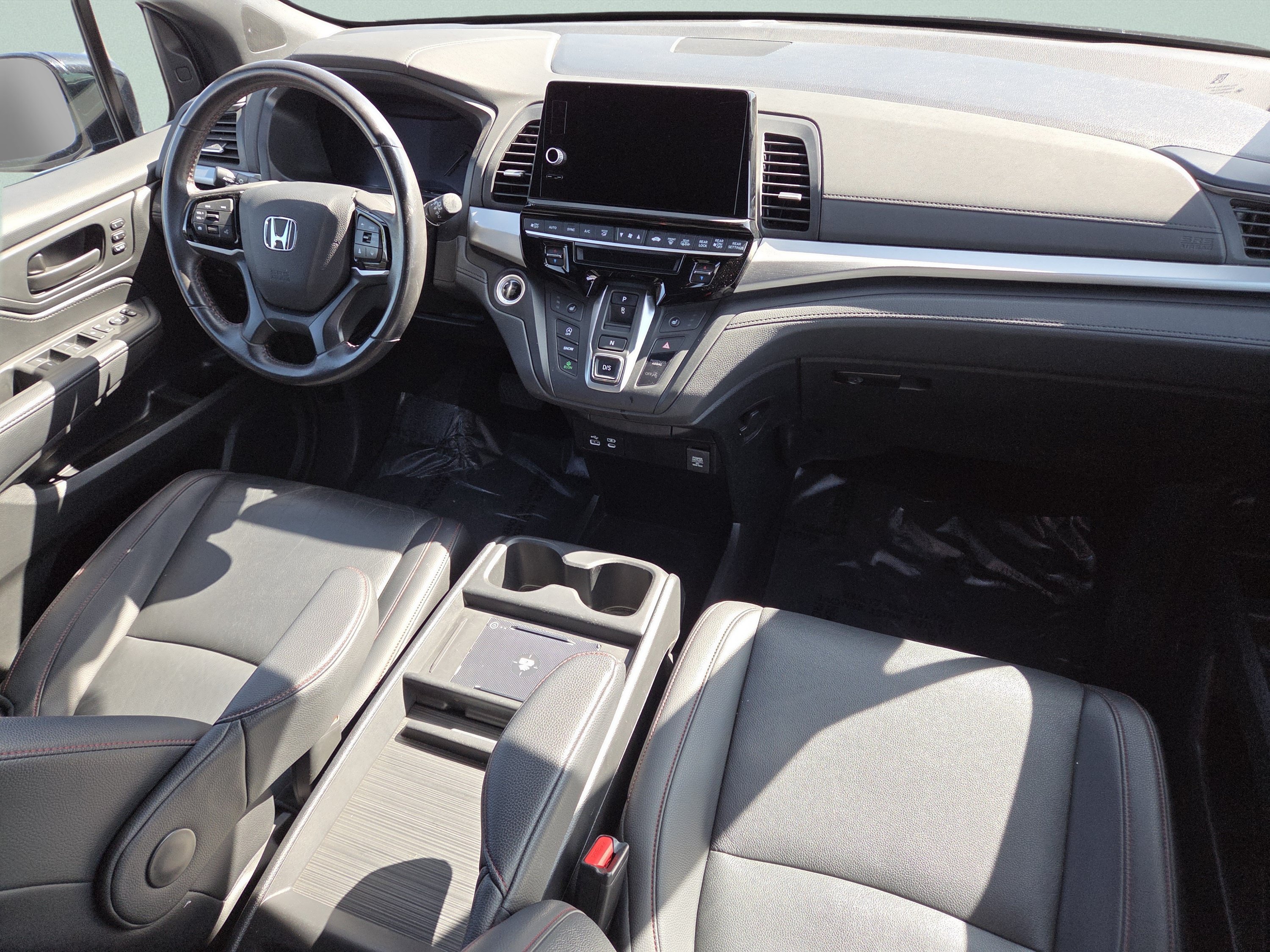 Used 2025 Honda Odyssey Sport-L image 31