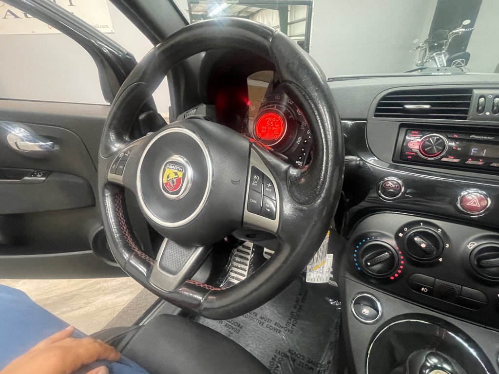 Used 2013 FIAT 500 Abarth FWD image 31