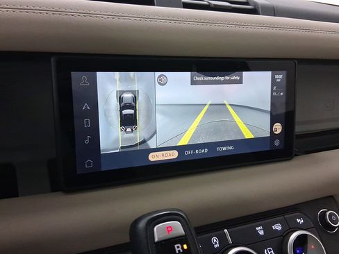 Used 2021 Land Rover Defender 90 S image 22