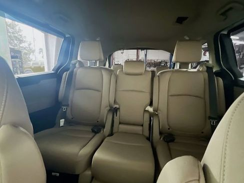 Used 2022 Honda Odyssey EX image 21