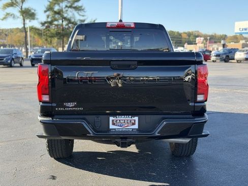 Used 2024 Chevrolet Colorado Z71 w/ Z71 Convenience Package 2 image 10