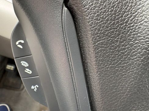 Used 2013 Honda CR-V LX image 32