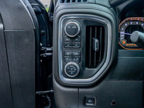 Used 2021 GMC Sierra 1500 SLT AWD/4WD image 20