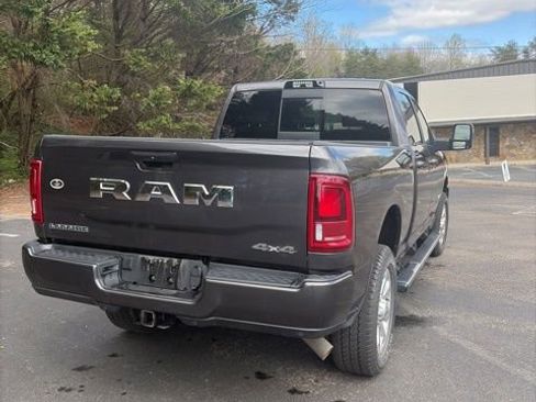 Used 2025 RAM 2500 Laramie w/ Sport Appearance Package image 7