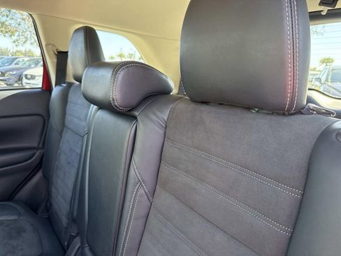 Used 2020 Mitsubishi Outlander SE image 15