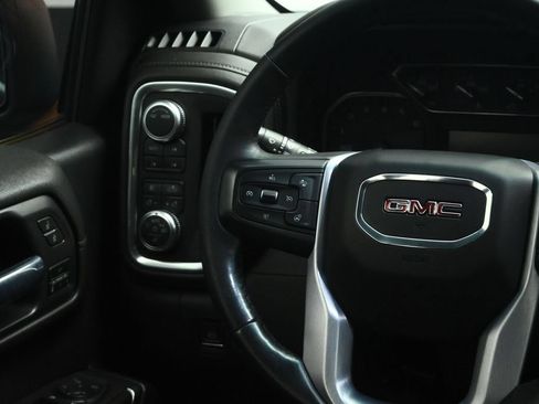 Used 2021 GMC Sierra 1500 SLT w/ SLT Convenience Package AWD/4WD image 42