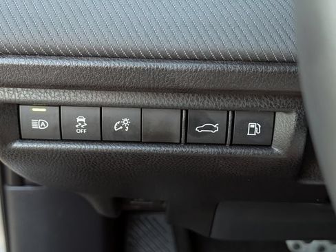 Used 2026 Toyota Camry SE FWD image 23