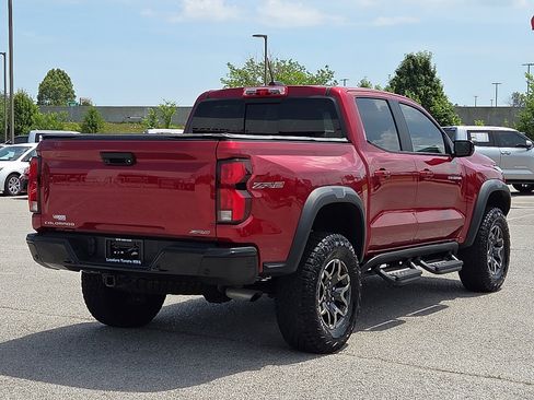 Used 2024 Chevrolet Colorado ZR2 w/ Safety Package AWD/4WD image 5