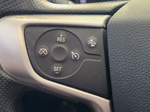 Used 2022 GMC Terrain SLE w/ Driver Convenience Package FWD image 28