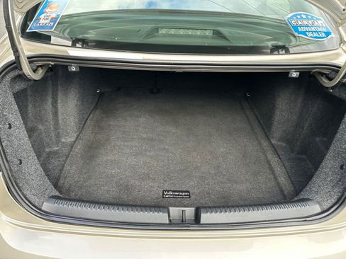 Used 2015 Volkswagen Jetta SE FWD image 11
