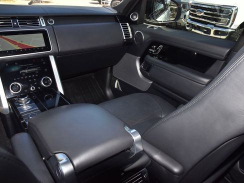 Used 2019 Land Rover Range Rover Supercharged image 17