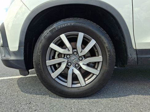 Used 2019 Honda Pilot EX image 9