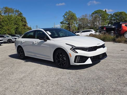 New 2026 Kia K5 GT-Line image 2