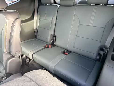 New 2026 GMC Acadia AT4 w/ Super Cruise Package image 23