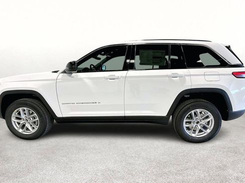 New 2025 Jeep Grand Cherokee Laredo X w/ Luxury Tech Group I image 15