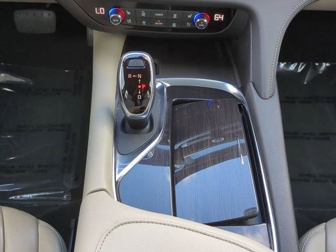 Used 2018 Buick Enclave Premium w/ Experience Buick Package image 19