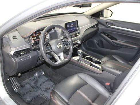 Used 2024 Nissan Altima 2.5 SR image 21