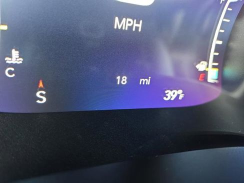 New 2026 Chrysler Pacifica Select image 6